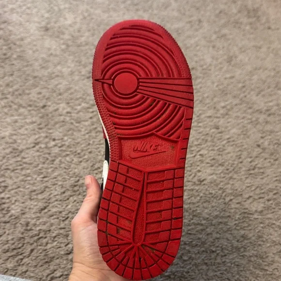 Nike Kids Air Jordan 1 - Picture 9 of 9